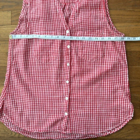 🍓H&M red/white cotton gingham sleeveless top. Size 10. - Picture 5 of 6